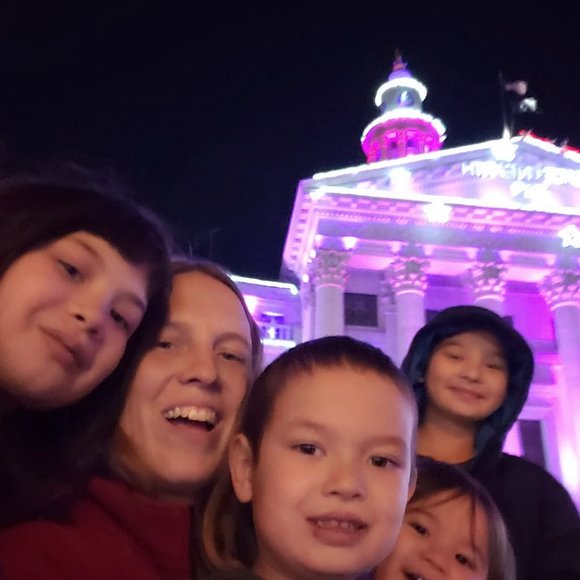 Meet your Posher, Jen - Picture 4 of 4